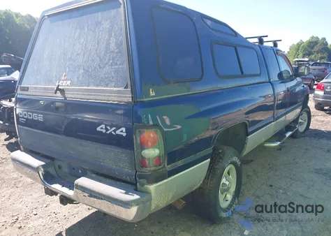 2001 Dodge Ram 1500 St z USA, uszkodzony, nr VIN 1B7HF13Y01J269068